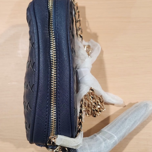 Mott Oval messenger Crossbody bag - Picture 3 of 6